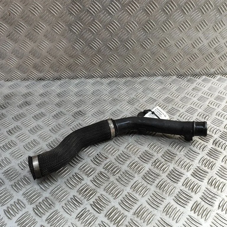 Intercooler hose/pipe MD156588