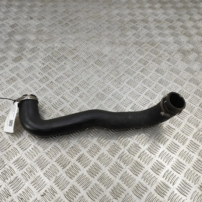 Intercooler hose/pipe – Land Rover Range Rover L405 (2013-2021)