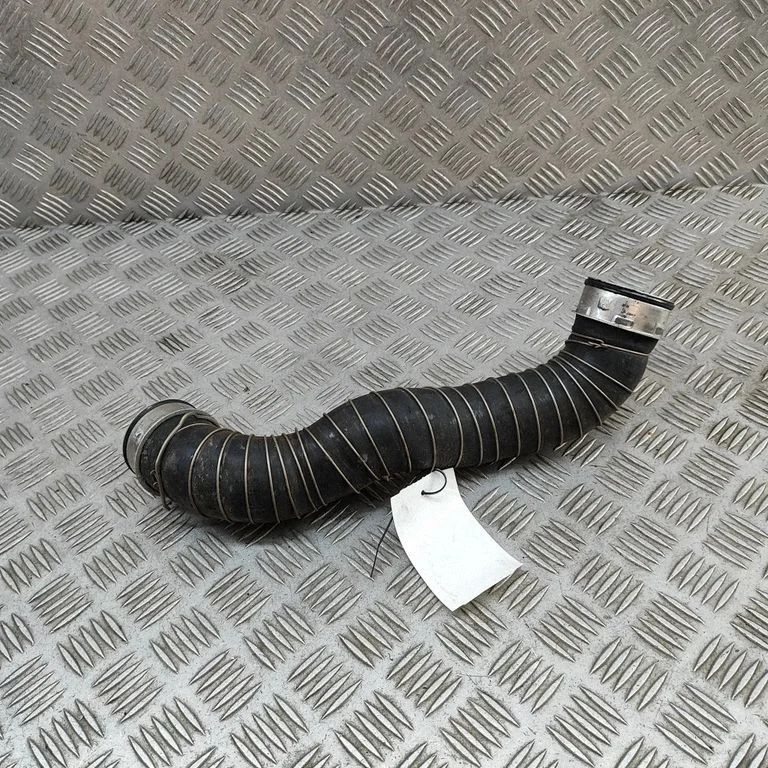 Wąż / rura intercoolera A1715280182