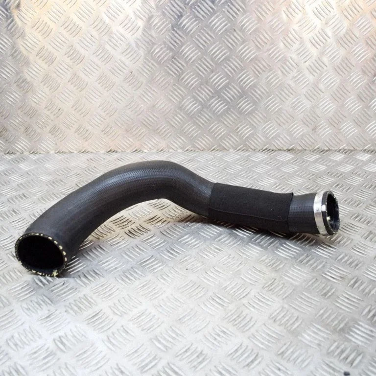 Intercooler hose/pipe