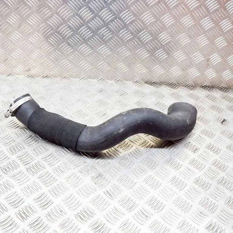 Intercooler hose/pipe