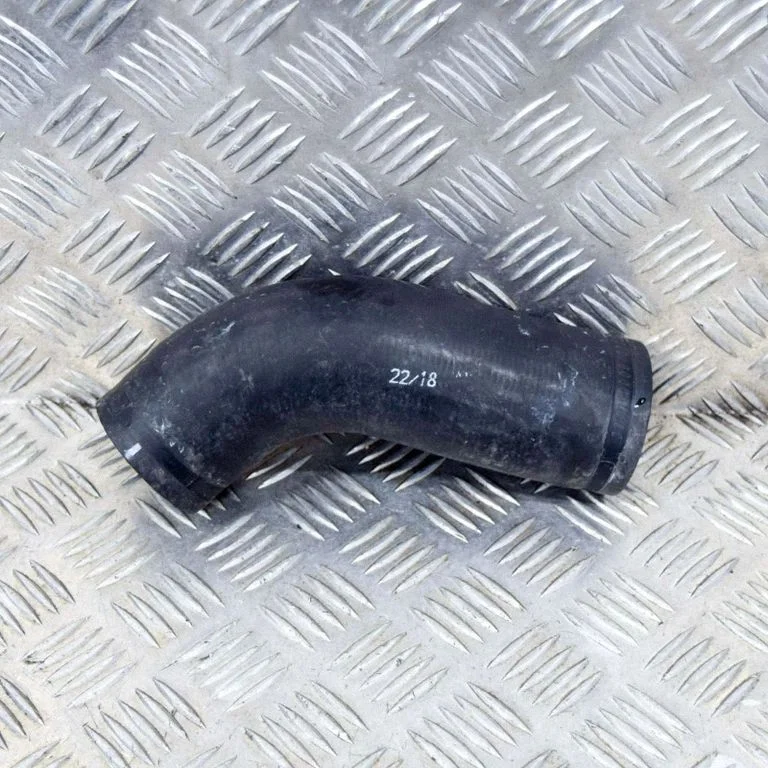 Intercooler hose/pipe 32224389