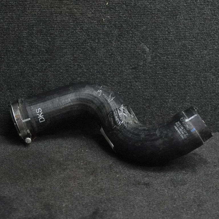 Vahejahuti voolik (-ud)/ toru (-d) – Audi A4 Allroad B8 (2008-2016)