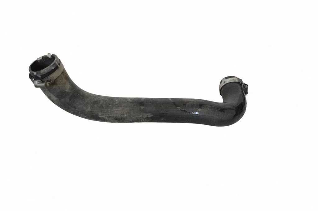 Intercooler hose/pipe CPLA6F074DD