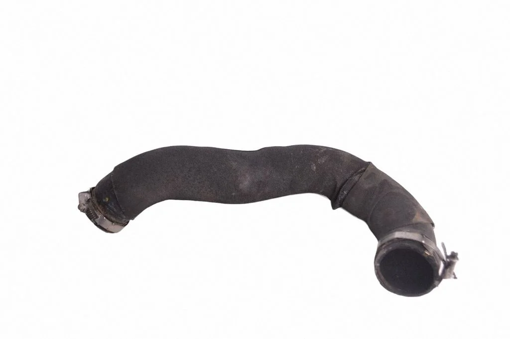 Intercooler hose/pipe 8R0145738H