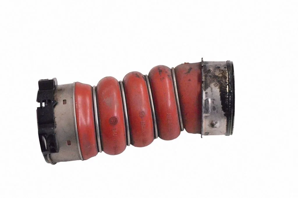 Vahejahuti voolik (-ud)/ toru (-d) 2953231