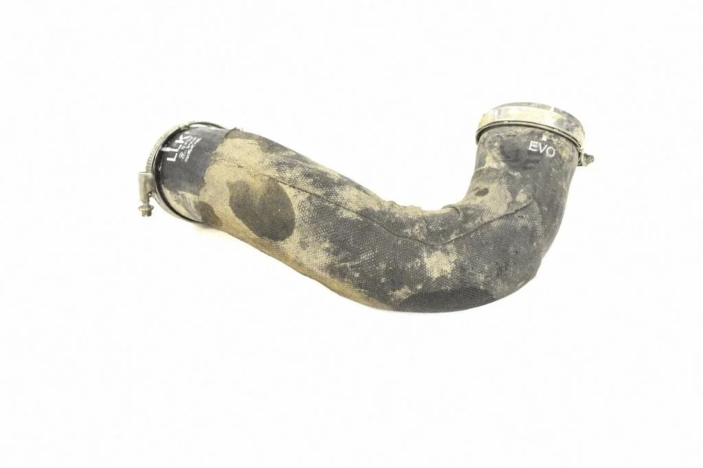 Intercooler hose/pipe