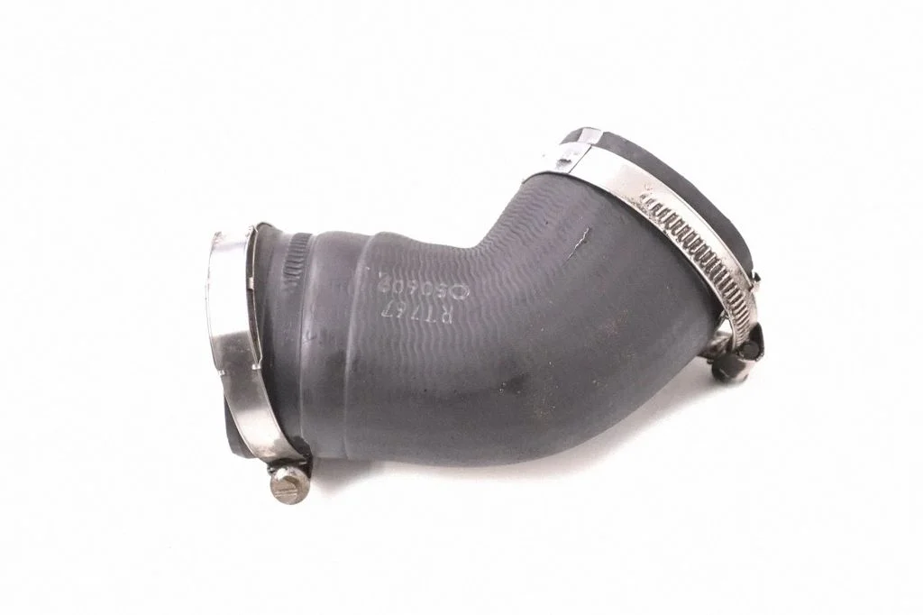 Starpdzesētāja šļūtene (-es)/ caurule (-es) – Volkswagen Passat CC (2008-2016)