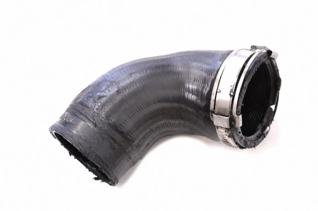 Vahejahuti voolik (-ud)/ toru (-d) – Volkswagen Passat CC (2008-2016)
