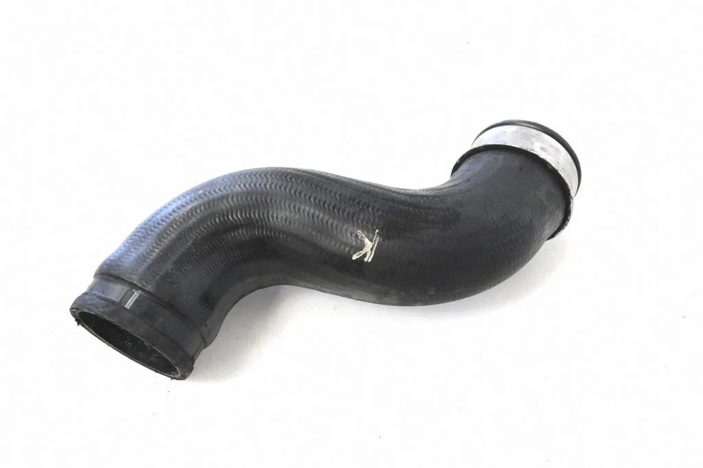 Vahejahuti voolik (-ud)/ toru (-d) – Mercedes-Benz Vito Viano W639 (2003-2014)