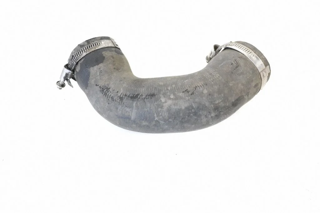 Starpdzesētāja šļūtene (-es)/ caurule (-es) 6C0145834