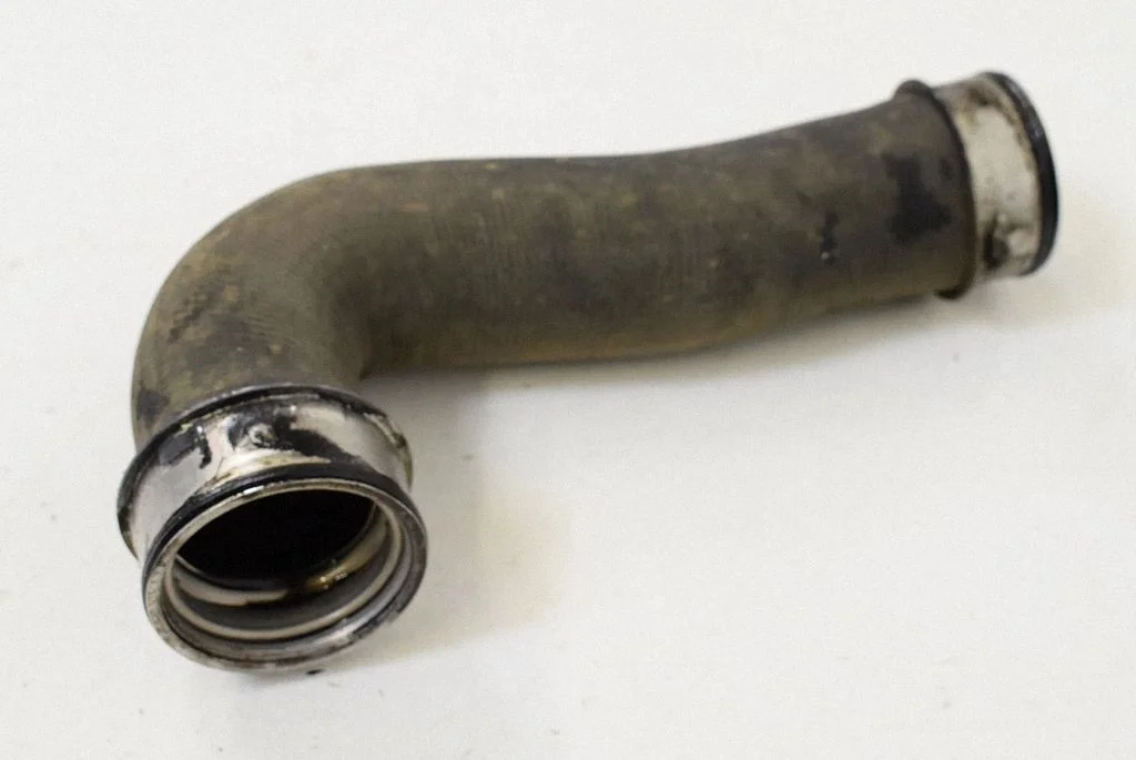 Intercooler hose/pipe – Volkswagen Passat B6 (2005-2010)