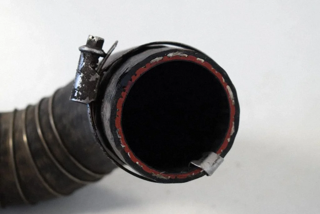 Wąż / rura intercoolera AH229F072AD