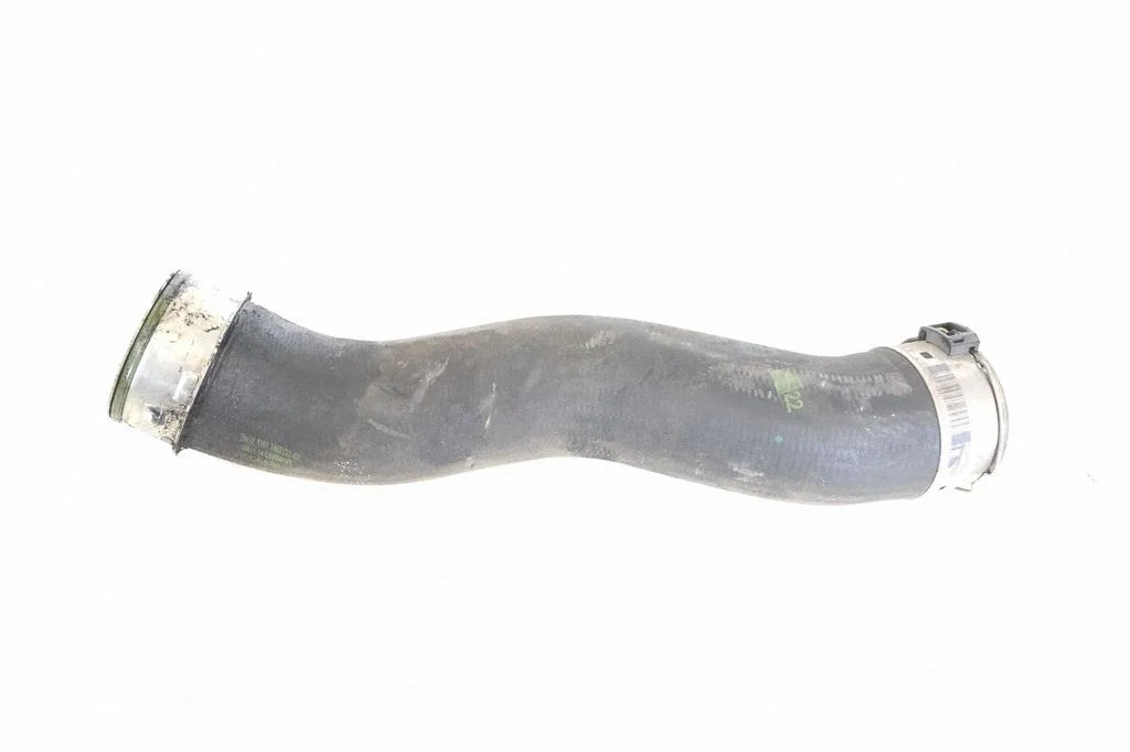 Starpdzesētāja šļūtene (-es)/ caurule (-es) – BMW 3. sērija E90 E91 (2005-2012)
