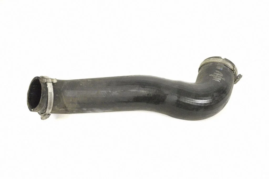 Vahejahuti voolik (-ud)/ toru (-d) 4R836F072AC