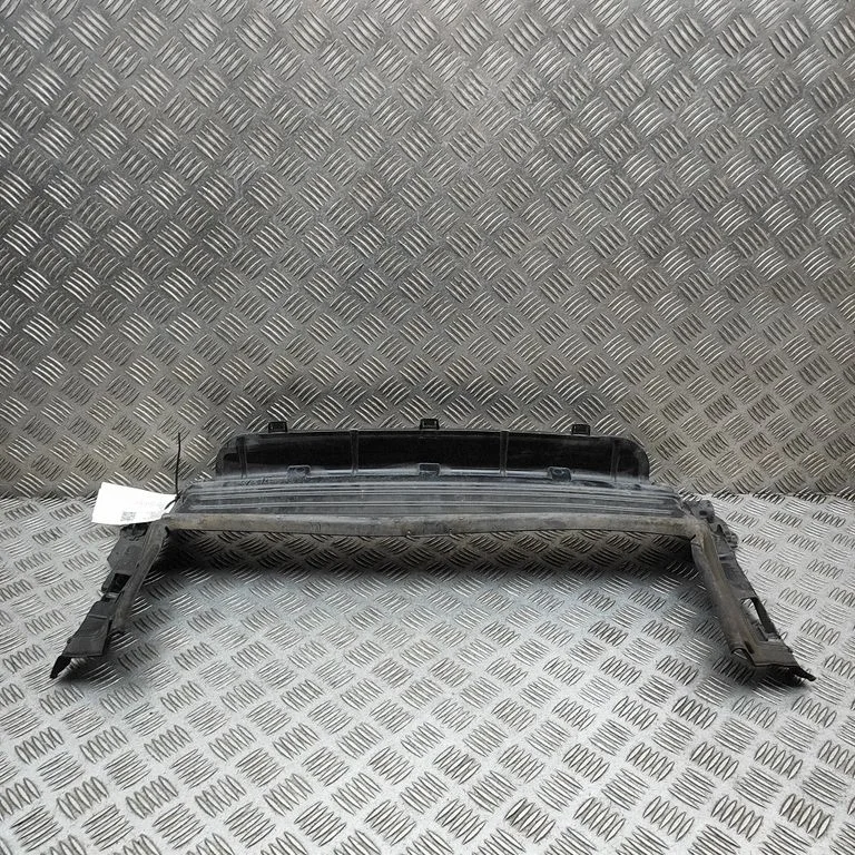 Intercooler air guide/duct channel 31383998