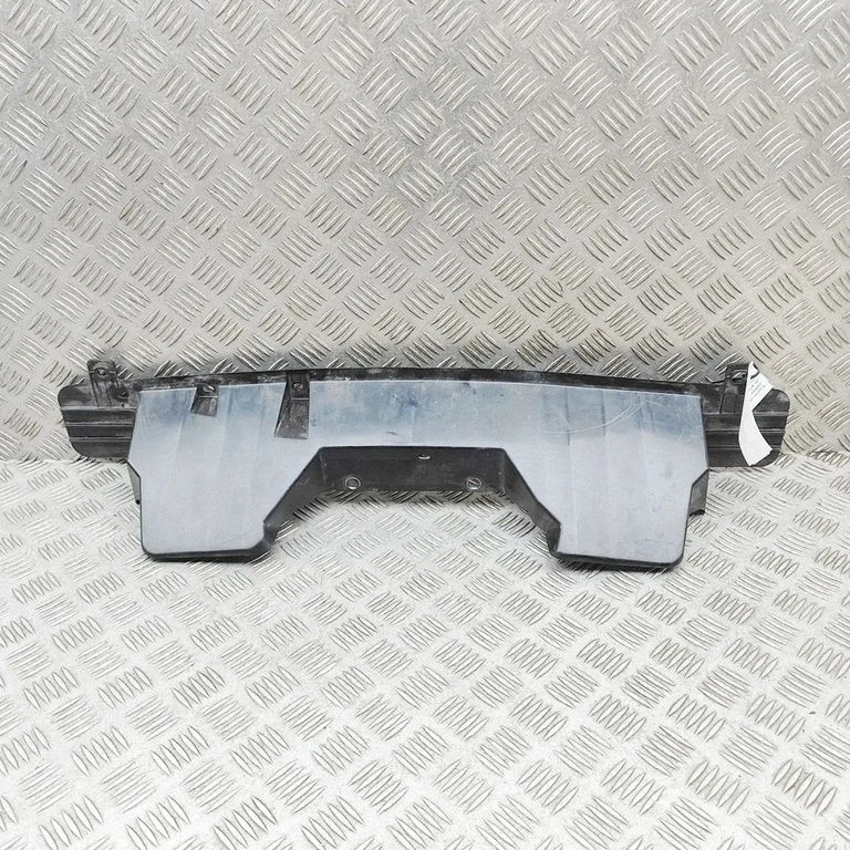 Intercooler air guide/duct channel P51B15221
