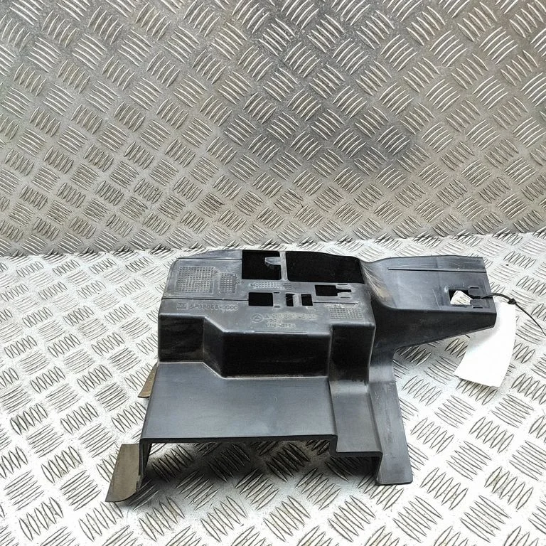 Kierownica powietrza chłodnicy A9108804600