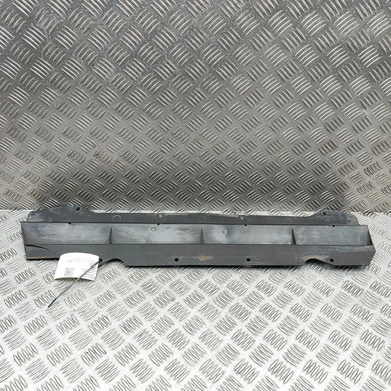 Intercooler air guide/duct channel BK21V8B384AB