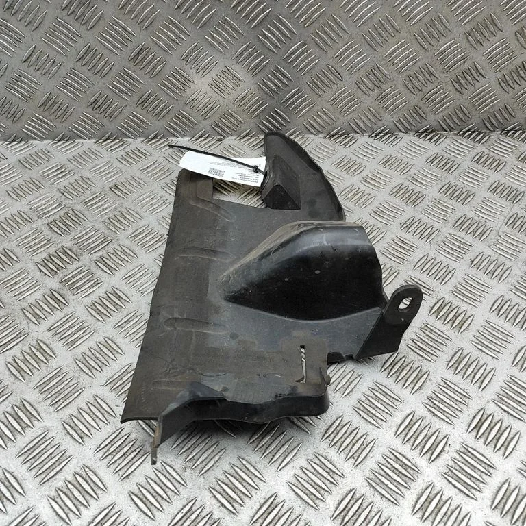 Kierownica powietrza chłodnicy GK21V8310A