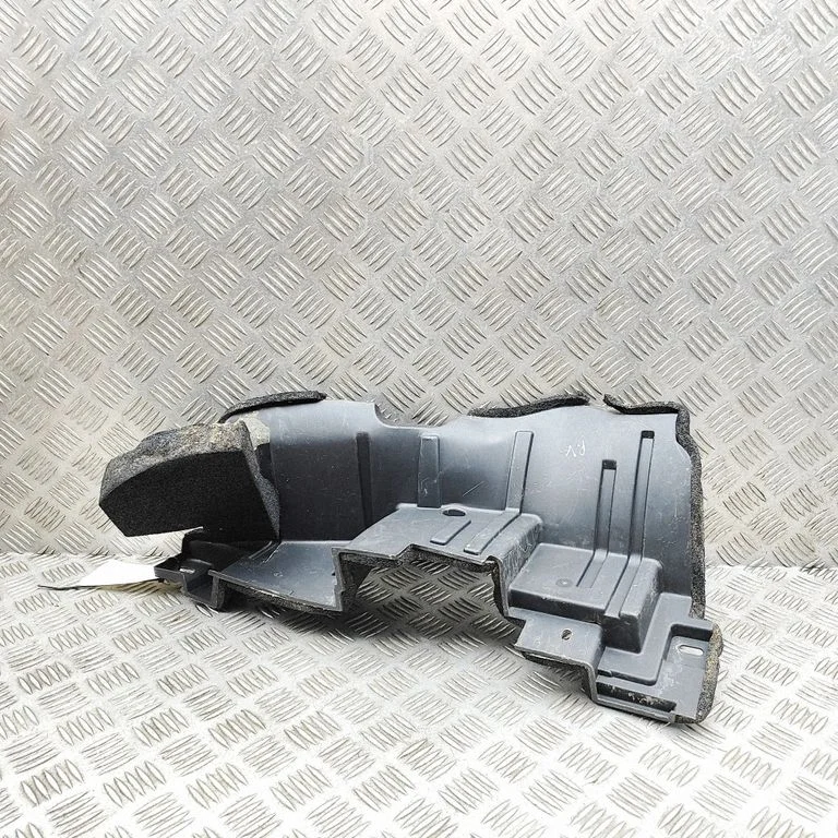 Intercooler air guide/duct channel SA3HKU5302310