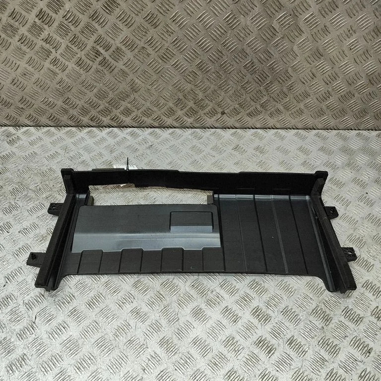 Intercooler air guide/duct channel 29135AO000