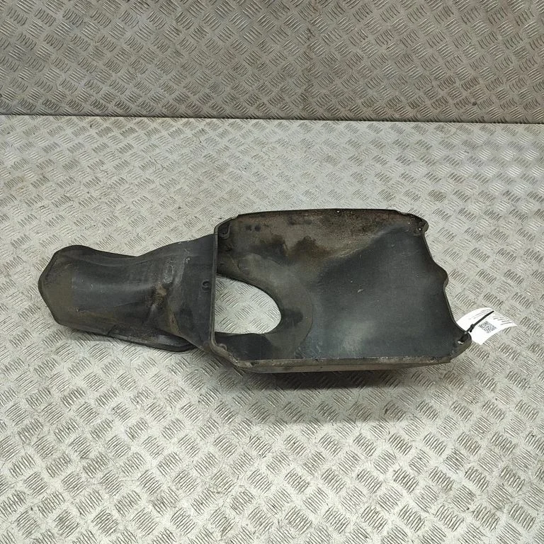Intercooler air guide/duct channel 99657532100