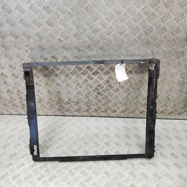 Intercooler air guide/duct channel 1EA121281E