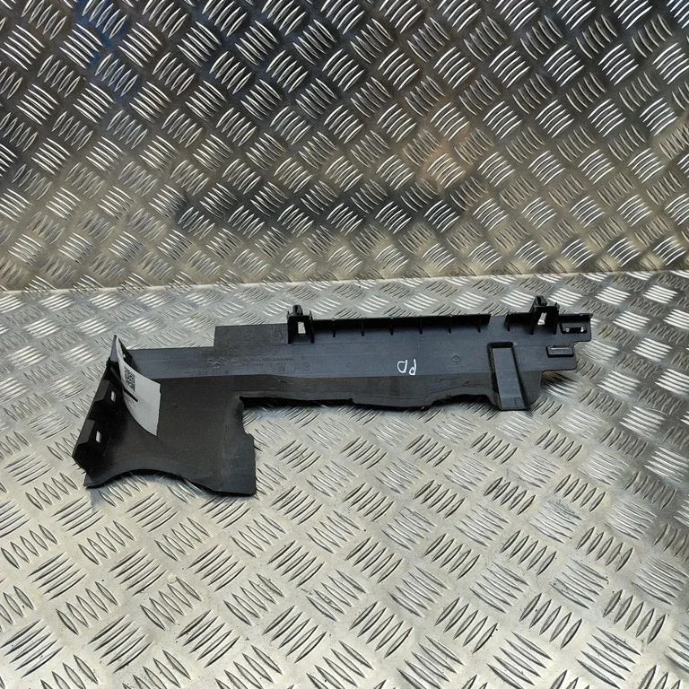 Radiaatori õhusuunaja(d) 7T0805640B