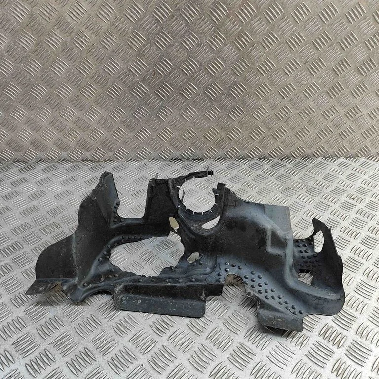 Intercooler air guide/duct channel A1725240925