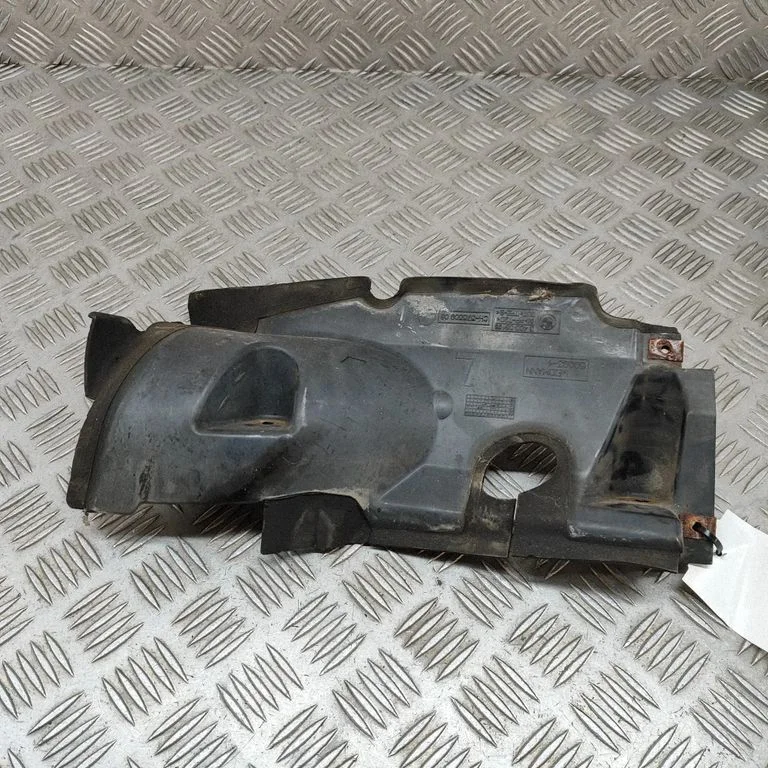 Radiaatori õhusuunaja(d) – BMW X3 E83 (2003-2010)
