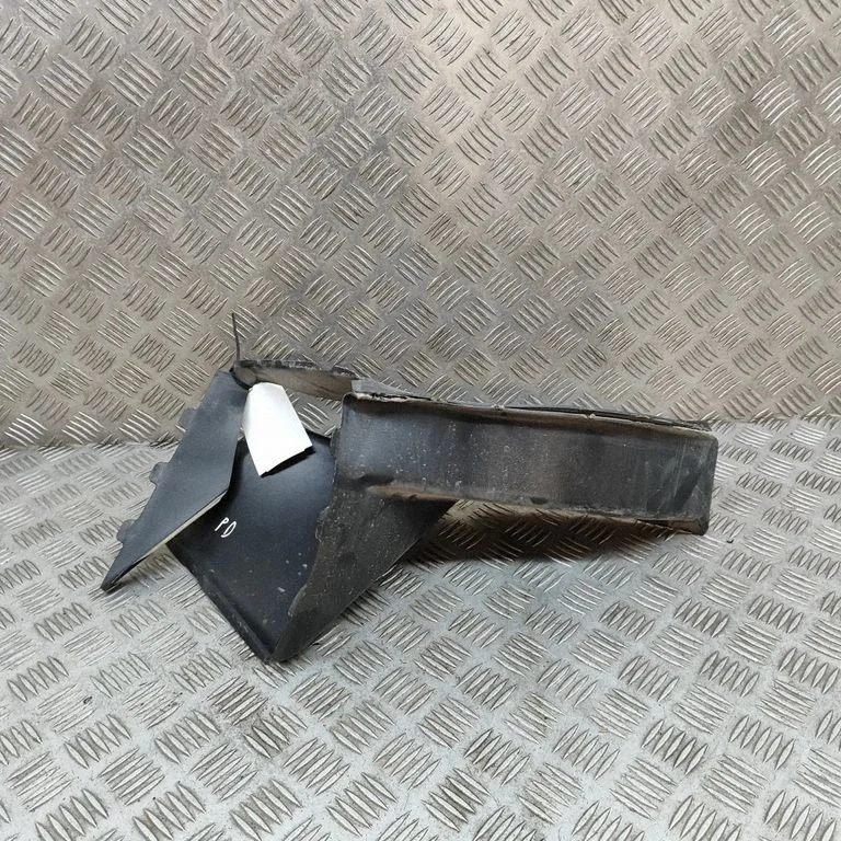 Kierownica powietrza chłodnicy HY538C464AB