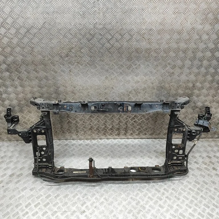 Radiatoru panelis 64101D4000