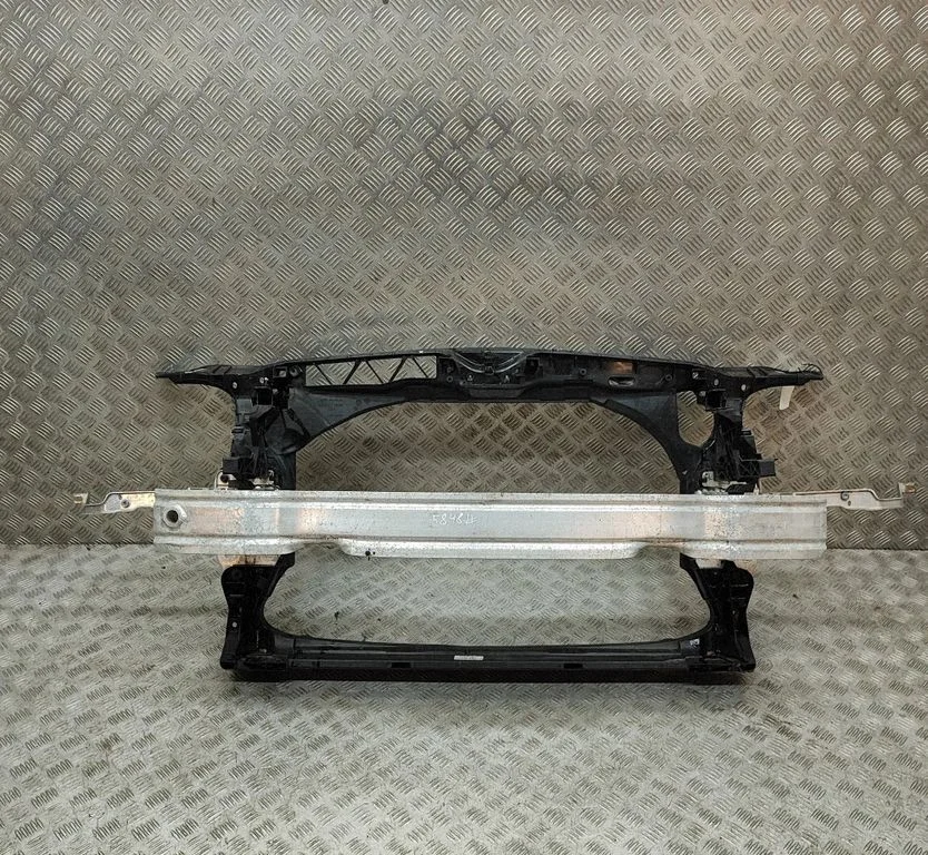 Radiatoru panelis 4G0807133F