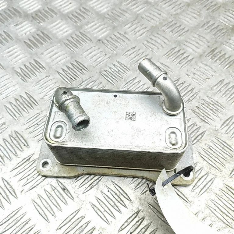 Gearbox / Transmission oil cooler 31465747
