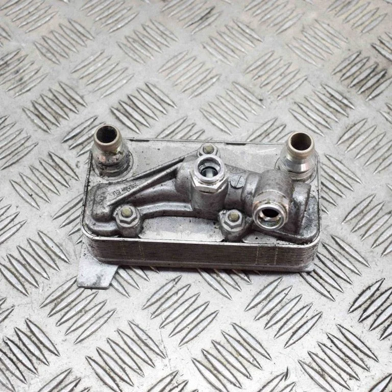Käigukasti õlijahuti – Mercedes-Benz C-klass W205 (2014-2021)