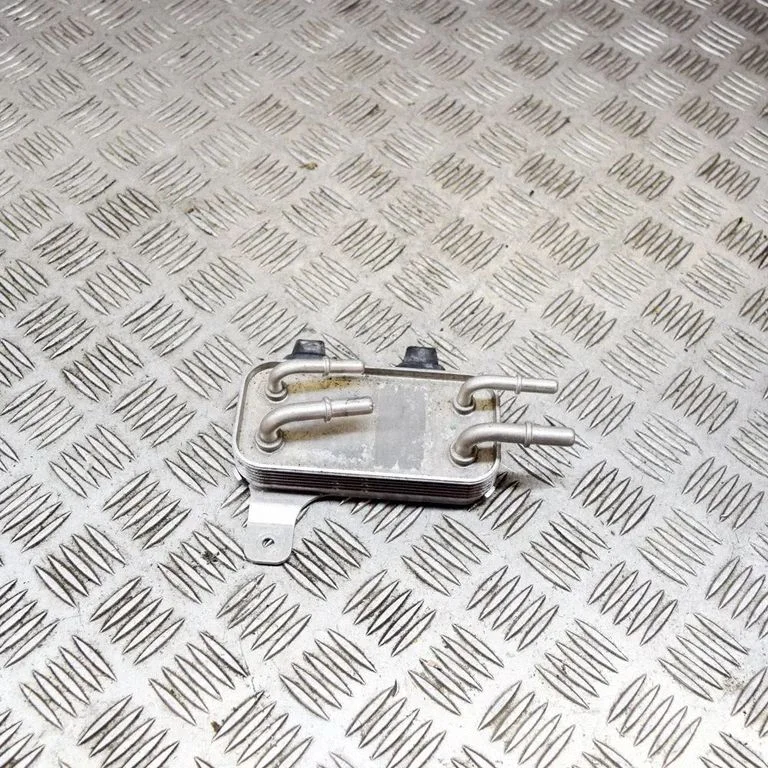 Gearbox / Transmission oil cooler CPLA9N103AA