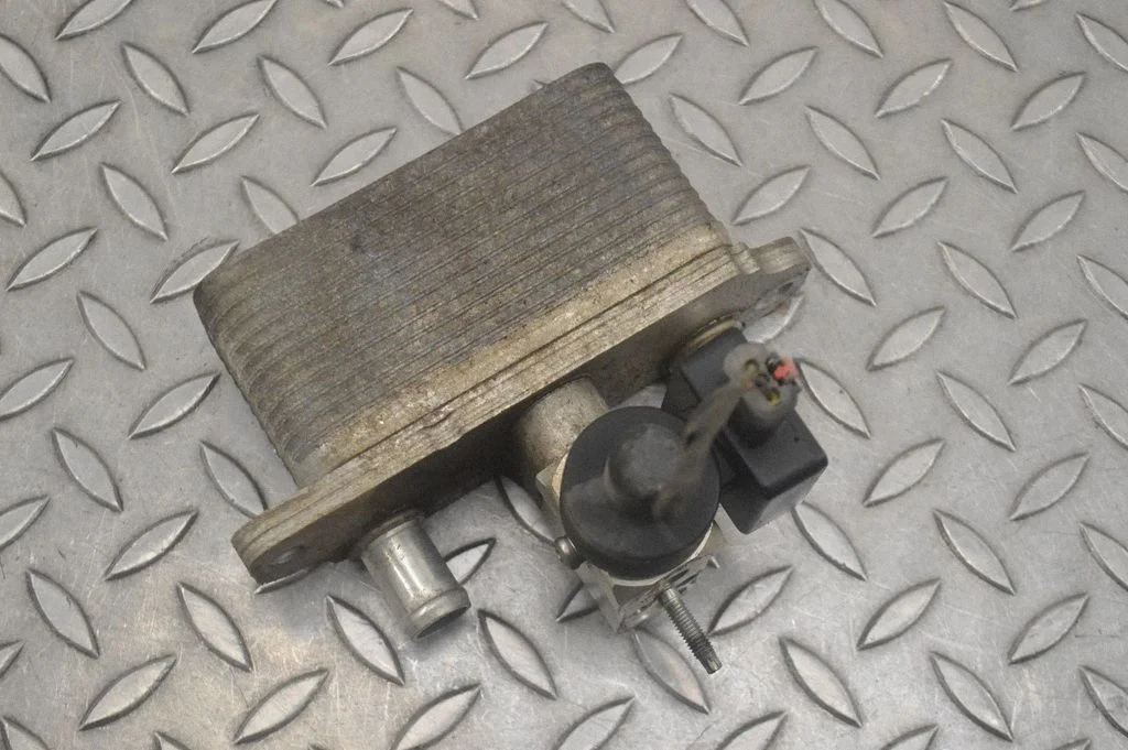 Gearbox / Transmission oil cooler 103735700G