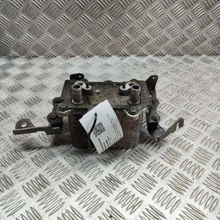 Motora eļļas radiators A1975000800