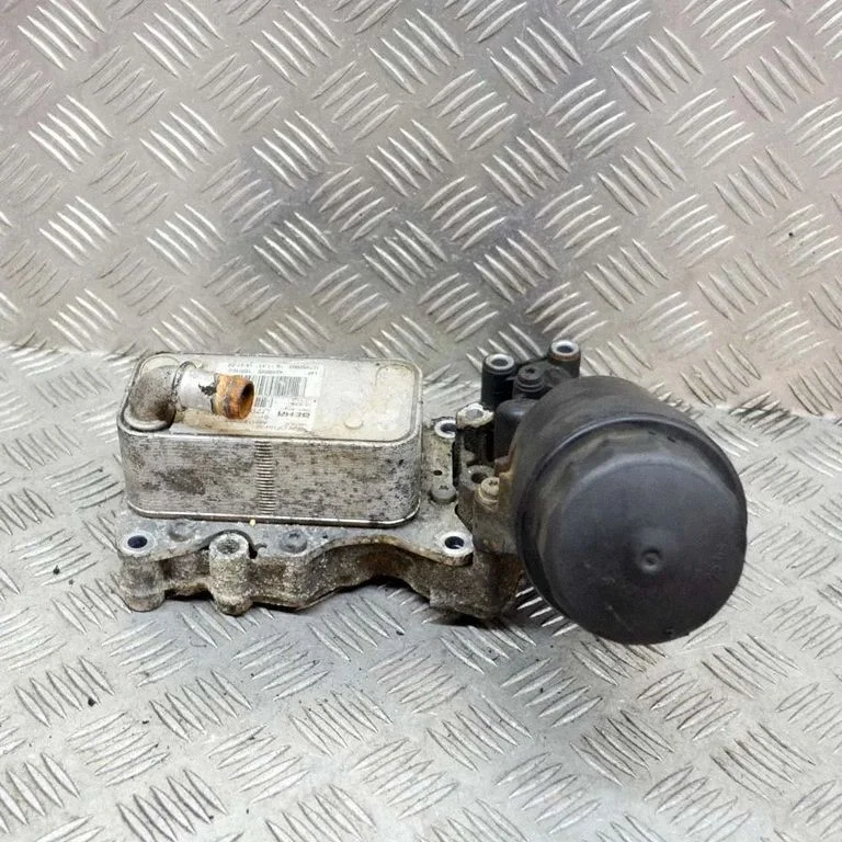 Engine oil radiator – Mercedes-Benz Sprinter W906 (2006-2018)