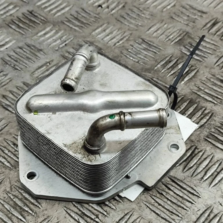 Motora eļļas radiators SH0114700