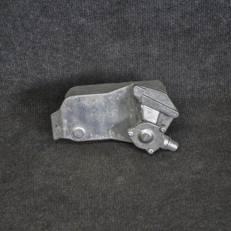 Motora eļļas radiators – BMW 3. sērija E90 E91 (2005-2012)