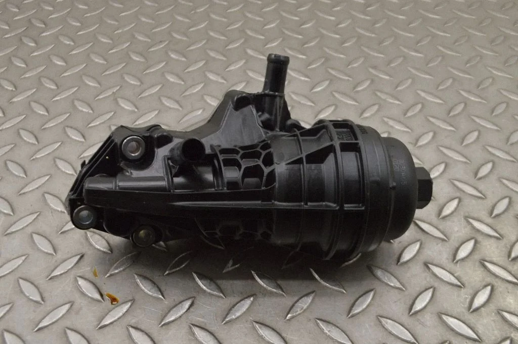 Motora eļļas radiators – Mercedes-Benz A klase W176 (2012-2018)
