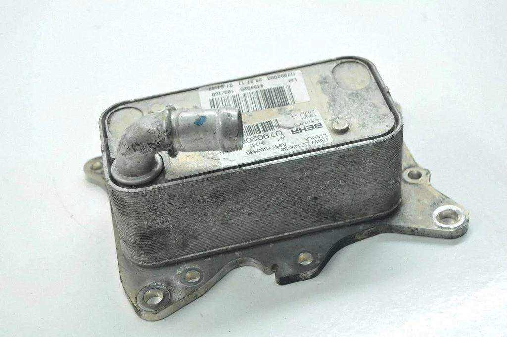 Engine oil radiator – Mercedes-Benz Sprinter W906 (2006-2018)