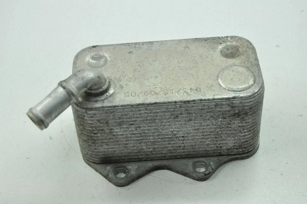 Mootoriõli radiaator – Audi TT TTS Mk2 (2006-2014)