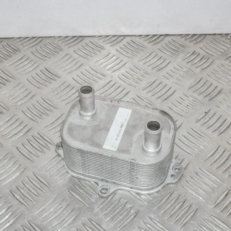 Mootoriõli radiaator – Audi A4 Allroad B8 (2008-2016)