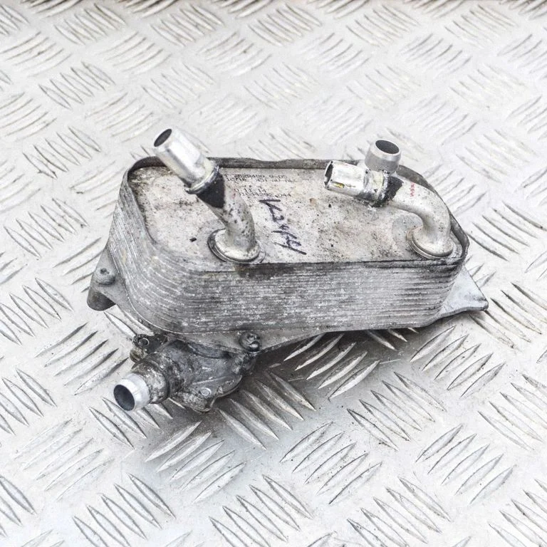 Motora eļļas radiators 7529499