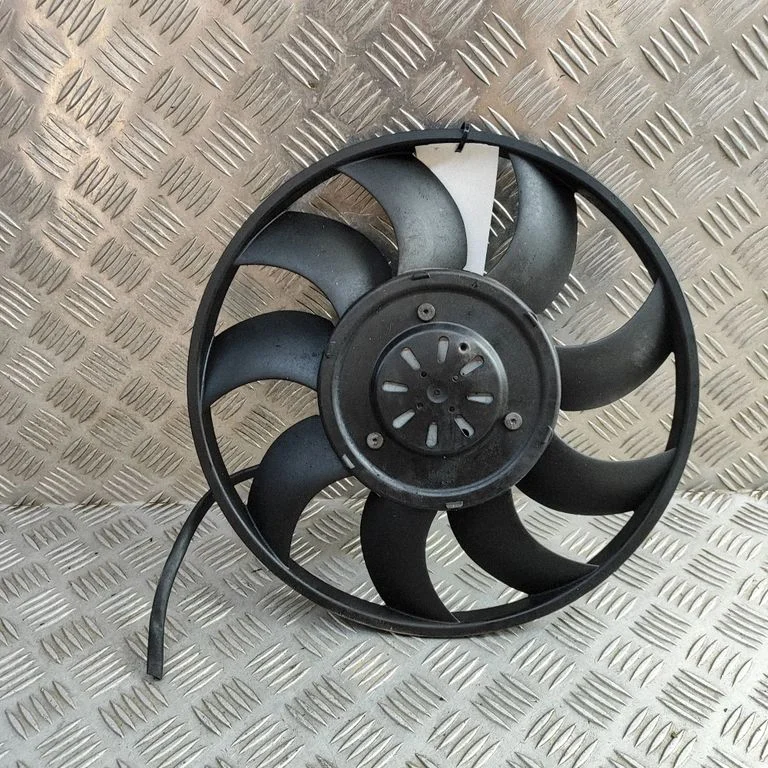 Ventilatora lāpstiņrats 8K0959455K