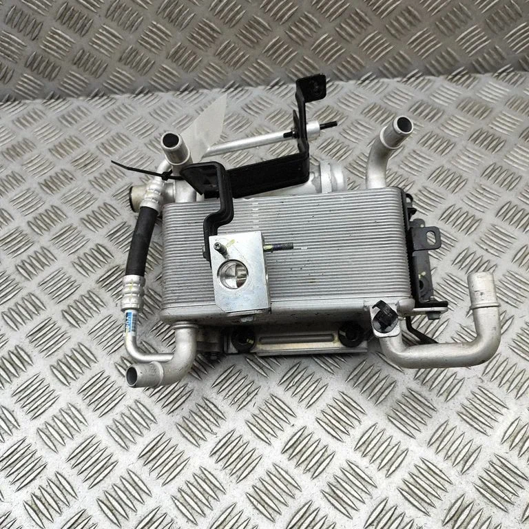 Air conditioning (A/C) air dryer – KIA Niro (2022-)