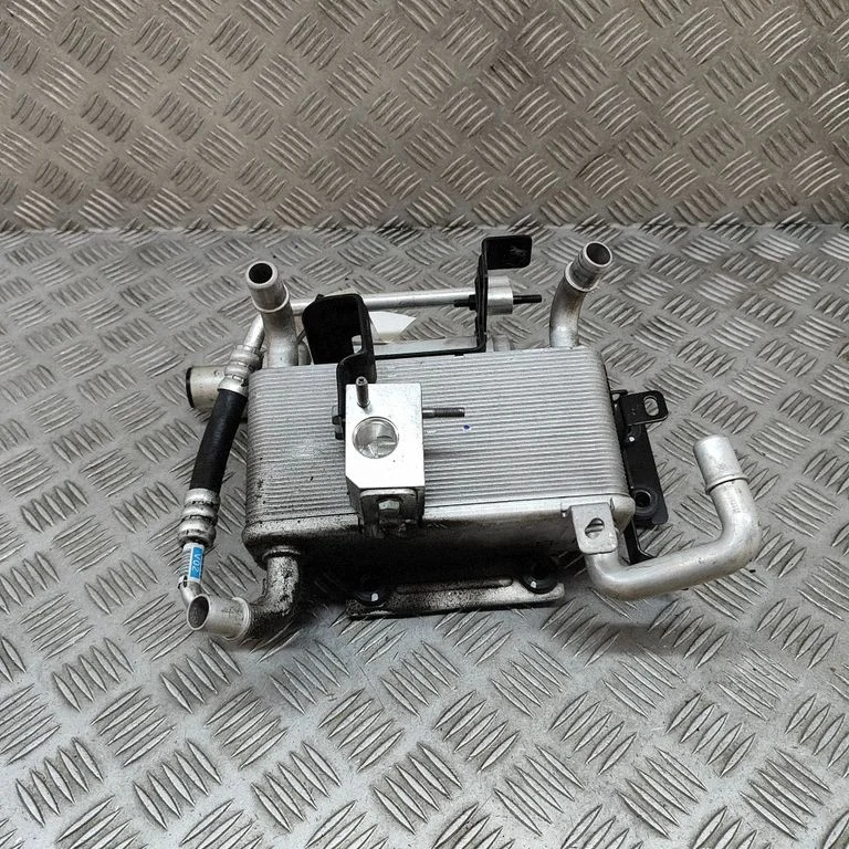 Air conditioning (A/C) air dryer – KIA Niro (2022-)